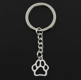 Sleutelhanger -hondenpoot - dierenpoot - sleutelring -  zilverkleurig - opengewerkte hanger - cadeau zakje