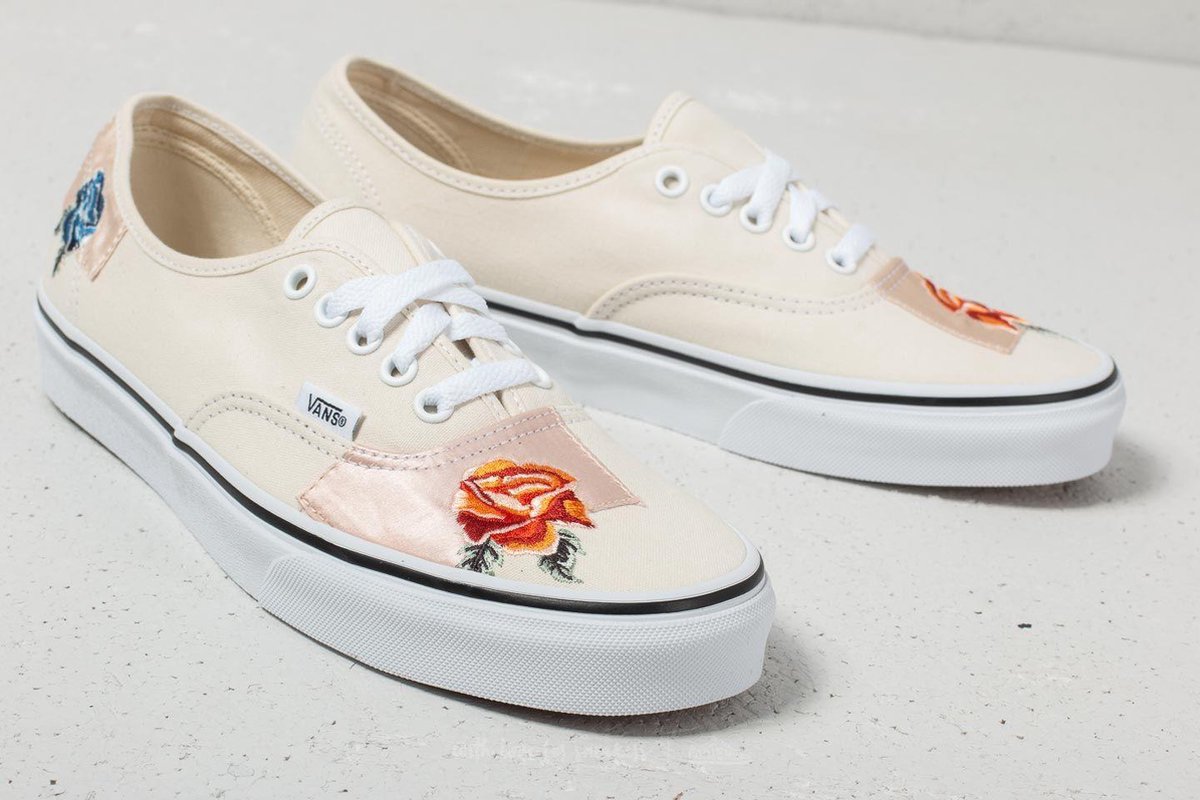 Vans sneakers - Vans Authentic (satin Patchwork) Classic - Maat 38. |  bol.com