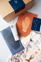 Spirituele box - Handlezen box - Cosmic Box - Leer handlezen - uitleg handlezen met masterclass