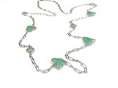 lange zilveren halsketting collier halssnoer gerhodineerd Model Vlinder en Bol met munt groene stenen