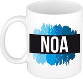 Noa naam cadeau mok / beker met  verfstrepen - Cadeau collega/ vaderdag/ verjaardag of als persoonlijke mok werknemers