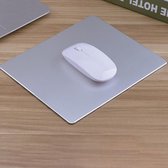 WiseGoods Luxe Aluminium Muismat - Ultra Dun - Mouse Pad - Geschikt Voor Alle Computer Muizen - Duurzaam - 220x180MM - Zilver