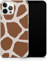 ShieldCase Freaky Giraffe geschikt voor Apple iPhone 12 Pro Max hoesje - bruin/wit