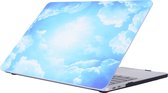 Mobigear Design Case Geschikt voor MacBook Pro 15 inch A1707, A1990 (2016-2019) - Wolken