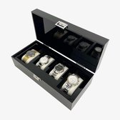 Boîte à montres Beau | 4 compartiments avec tapis antidérapant | Noir | Acrylique | Avec rabat d'ouverture vers le haut |