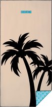 LAY ON ME Desert Palms - Strandlaken 80x160 cm - lichtgewicht strandhanddoek - zandkleurige bruine zandvrij badlaken - microvezel reishanddoek met strepen