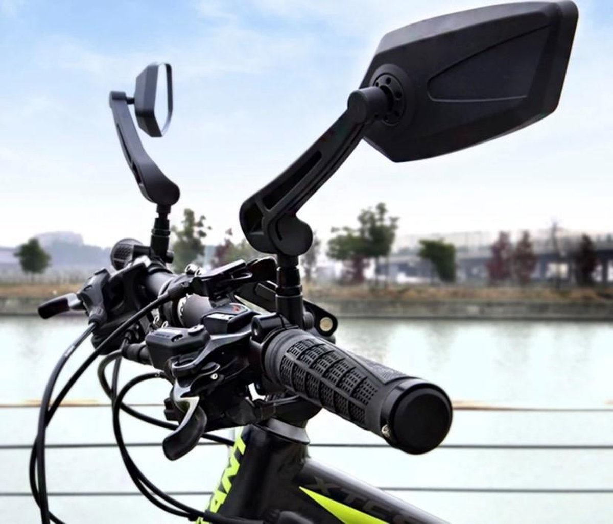 Qrola Fietsspiegel - Veiligheid op het Fietspad thumbnail 3