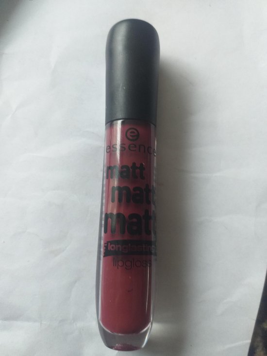 Essence matt matt matt longlasting lipgloss #11 drama club