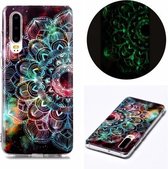 Voor Huawei P30 Lichtgevende TPU zachte beschermhoes (Mandala Flower)