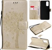 Voor OPPO Reno4 Boom & Kat Patroon Geperst Afdrukken Horizontale Flip PU Lederen Case met Houder & Kaartsleuven & Portemonnee & Lanyard (Goud)