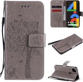 Voor Google Pixel 4a 4G Boom & Kat Reliëfpatroon Horizontale Flip Leren Case met Houder & Kaartsleuven & Portemonnee & Lanyard (Grijs)