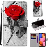 Voor Samsung Galaxy A20s Gekleurde tekening Cross Texture Horizontale Flip PU lederen tas met houder & kaartsleuven & portemonnee & lanyard (rode roos op houten)