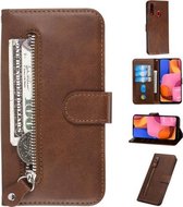 Voor Galaxy A20s Mode Kalfs Textuur Rits Horizontale Flip PU Lederen Case, met Houder & Kaartsleuven & Portemonnee (Bruin)