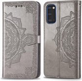 Voor Galaxy S20 Halverwege Mandala Embossing Patroon Horizontale Flip Leren Case met Houder & Kaartsleuven & Portemonnee & Fotolijst & Lanyard (Grijs)