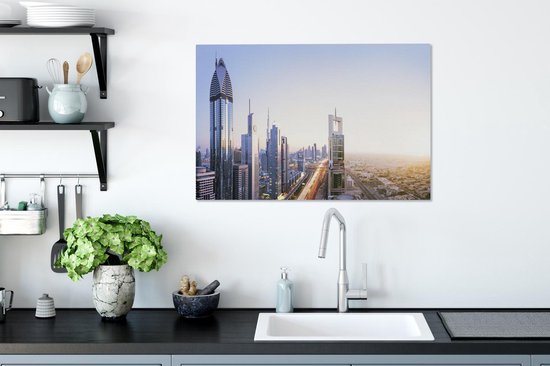 La route Sheikh Zayed traverse Dubaï par une journée ensoleillée Toile 90x60 cm - Tirage photo sur toile (Décoration murale salon / chambre) / Villes européennes Peintures sur toile