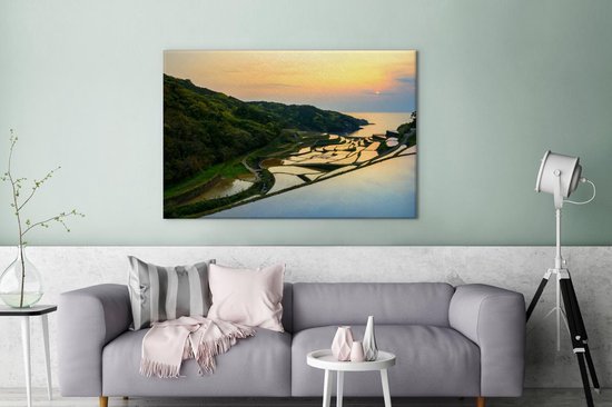 Canvas schilderij 180x120 cm - Wanddecoratie Geweldige zonsondergang belicht de rijstvelden van China - Muurdecoratie woonkamer - Slaapkamer decoratie - Kamer accessoires - Schilderijen