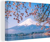 Canvas Schilderij Uitzicht op de Fuji Berg in het Aziatische Japan - 90x60 cm - Wanddecoratie