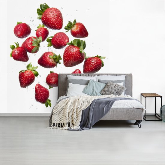 Fond d' écran - Papier peint photo - doux et fraises juteuses sur le fond blanc - Largeur 200 cm x Hauteur 220 cm