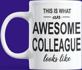 Cadeau voor collega - Awesome Colleague looks like - cadeaumok - beker 300 ml