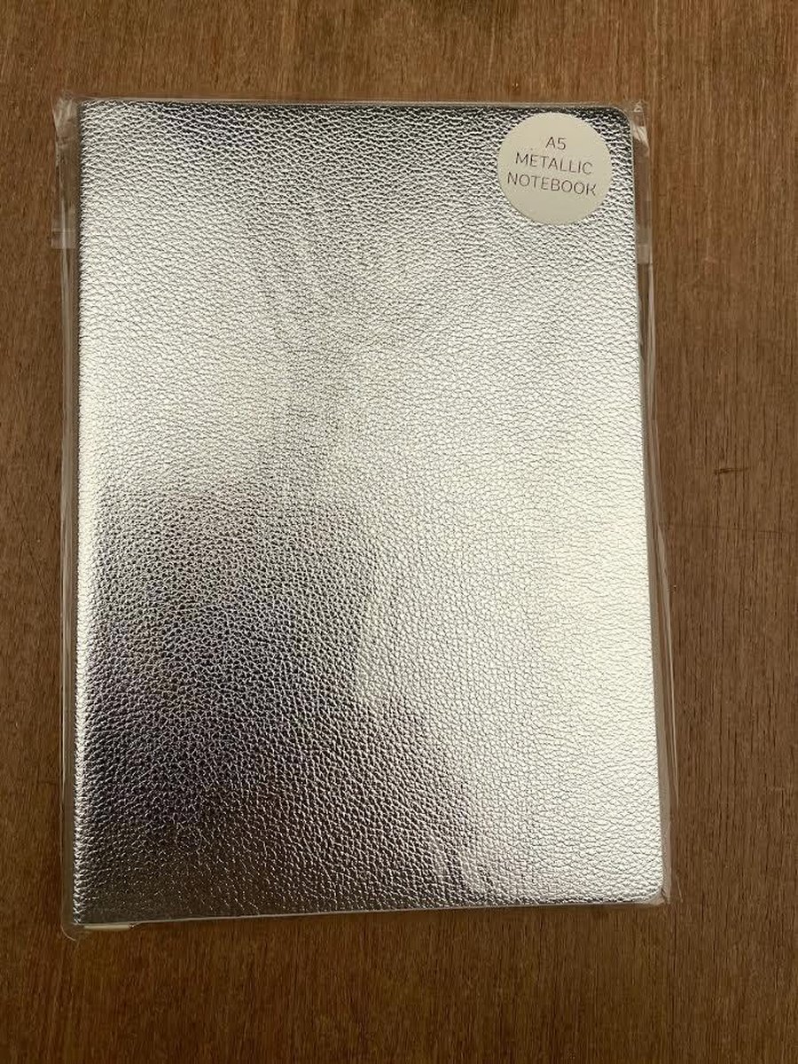 A5 Notitieboek, lether look, Zilver, A5 Notebook All That Glitters Metallic Silver.
