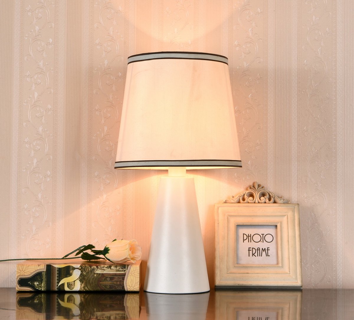 TafelLamp Modern Wit IJzer 41 cm  - Valott Papu