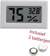 Hygrometer Met Batterijen - Wit - Inclusief Thermometer - Digitale Luchtvochtigheidsmeter - Voor Binnen & Buiten - 2 in 1