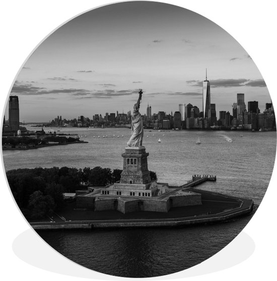 WallCircle - Wandcirkel ⌀ 30 - Vrijheidsbeeld en skyline van New York -zwart-wit - Ronde schilderijen woonkamer - Wandbord rond - Muurdecoratie cirkel - Kamer decoratie binnen - Wanddecoratie muurcirkel - Woonaccessoires