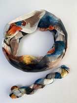 Colsjaal mist bloem 70% viscose met 30 % zijde van dun materiaal
