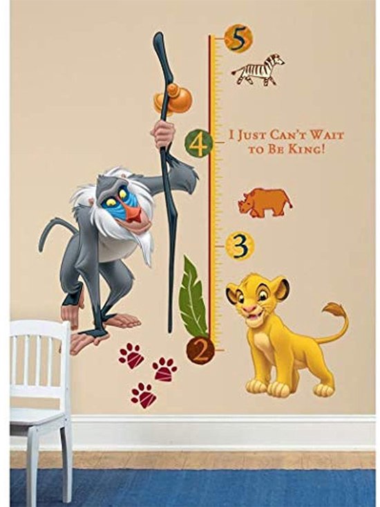 Muursticker hoogtecurve met Rafiki, Simba, zebra, neushoorn en tekst 'I JUST CAN'T WAIT TO BE KING!'