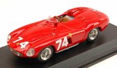 De 1:43 Diecast Modelcar van de Ferrari 750 Monza #74 van Targa Florio in 1955. De coureurs waren Pucci en Cortese. De fabrikant van het schaalmodel is Art-Model. Dit model is alleen online verkrijgbaar