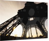 Detail van de Eiffeltoren op een zomeravond in Parijs - Foto op Plexiglas - 90 x 60 cm