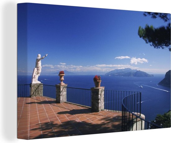 Canvas Schilderij Standbeeld van Augustus Caesar op een terras in Capri - 90x60 cm - Wanddecoratie