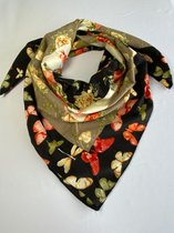 Vierkante sjaal met kleuren en vlinders / 130 x 130 cm / 70% katoen met 30% viscose