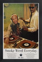 JUNIQE - Poster in houten lijst Smoke Weed Every Day - Snoop Dogg