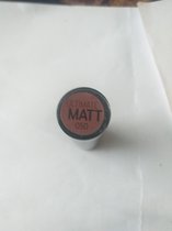 Catrice ultimate matt lipstick 050 taupeless in love