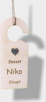 Personaliseerbare deurhanger hout naam voor baby kamer