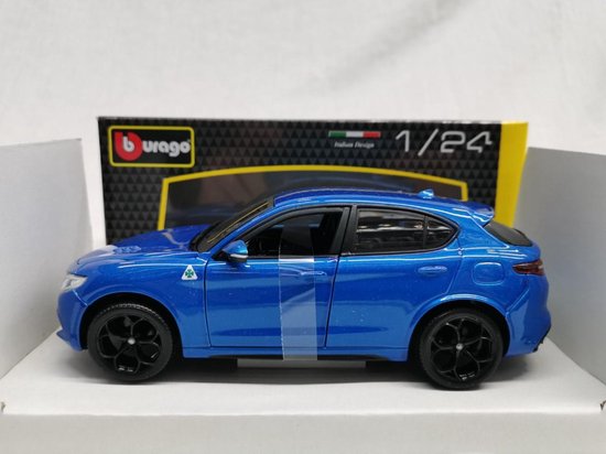 Bburago - Alfa Romeo Stelvio, blu - (scala 1:24), Modellini Bburago, Modello Stelvio blu, Modellismo e collezionismo, Età 3 – Full Toys