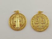 Medaille van Hlg. Benedictus Zilverkleurig 1,4 x 1,4 cm