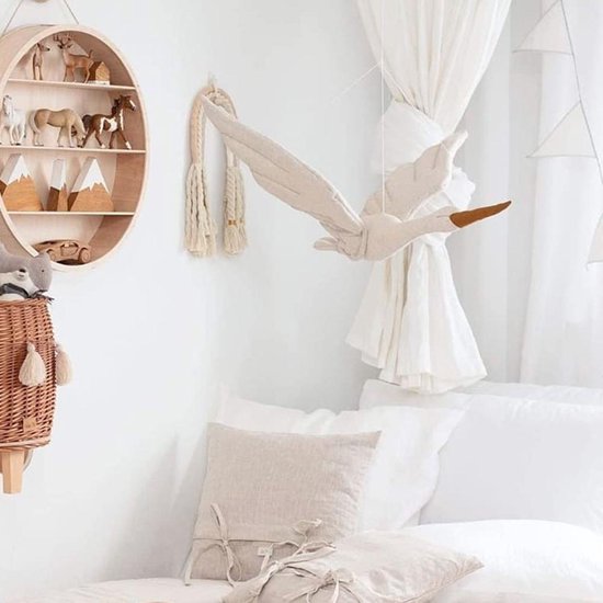 WiseGoods Luxe Babykamer Ooievaar Mobiel - Baby / Peuter Bed - Kinderkamer Decoratie - Cadeau - Handgemaakt Linnen - Wit - 65 cm — afbeelding 3