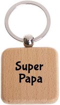 Akyol - Super papa Sleutelhanger - Vader sleutelhanger - Vaderdag cadeau - Papa sleutelhanger - Sleutelhanger papa - Familie sleutelhanger - Papa cadeau - Gegrafeerd - Gegraveerde