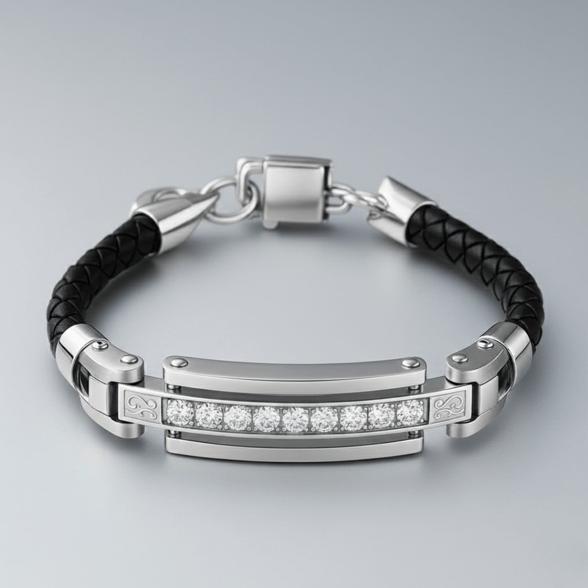 Thomasiny® Cristalle Élite Zilverkleurige Armband Heren – 316L Stainless Steel & Echt Leer – Zirkonia – Verstelbaar 20-25 cm – Luxe Verpakking
