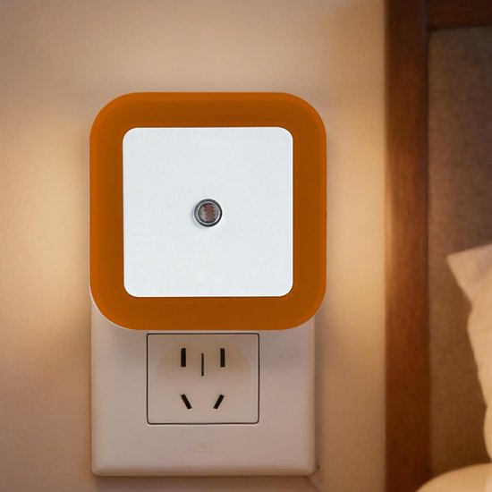 Nachtlamp Plug-in - Stekkerlampje - Automatische Verlichting - Schemer-dageraad Sensor - 4 x 7 x 4 cm - Geel — afbeelding 4