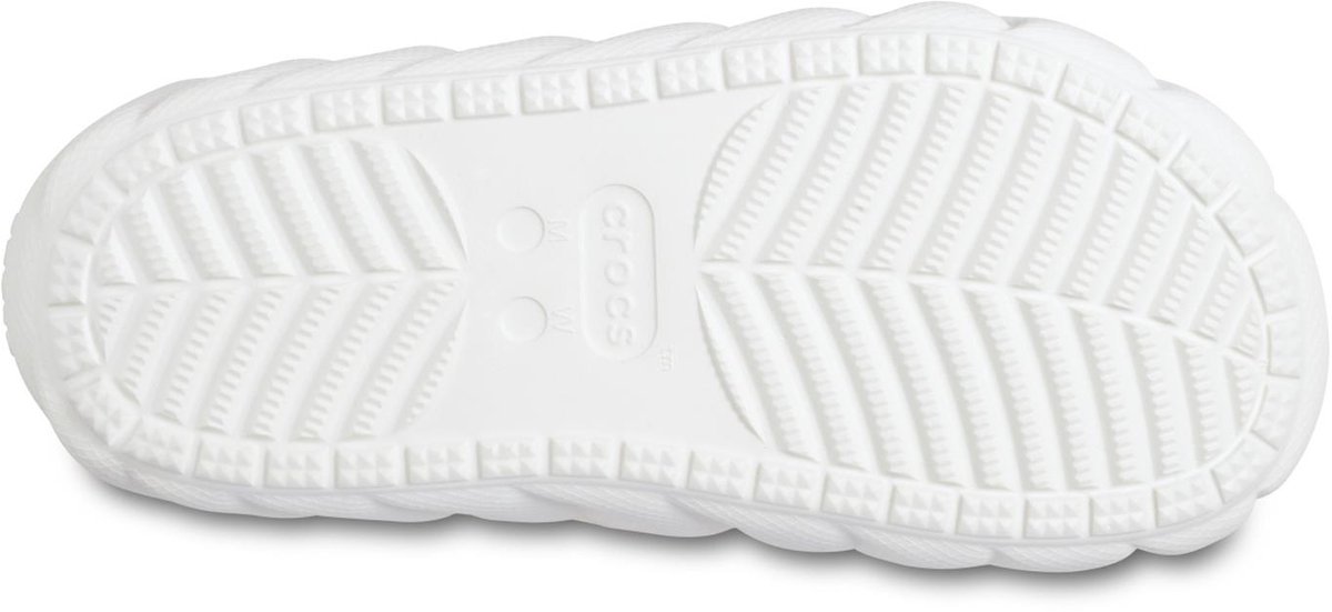 Crocs - Classic Cozzzy Overpuff Sandal White - Maat 41-42