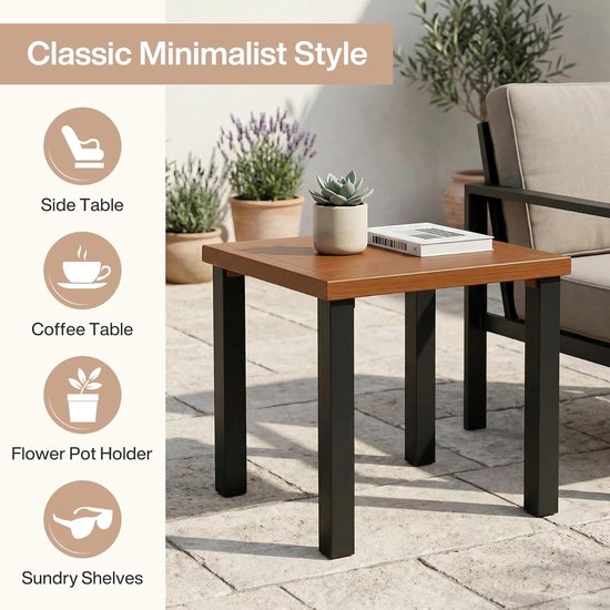 Klassieke minimalistische bijzettafel met bruin houtlook blad en zwarte metalen poten.