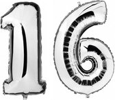 Sweet 16 zilveren folie ballonnen 88 cm leeftijd/cijfer 16 jaar - Leeftijdsartikelen 16e verjaardag versiering - Heliumballonnen