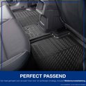 Zwarte 3D automatten passend in een auto-interieur.