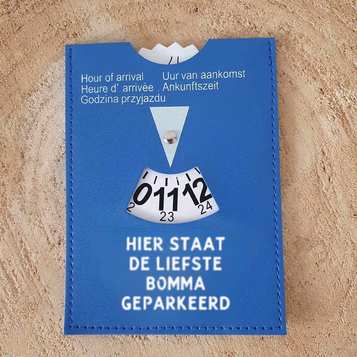 FlexMade.nl Parkeerschijf - Hier staat de liefste bomma geparkeerd - cadeau