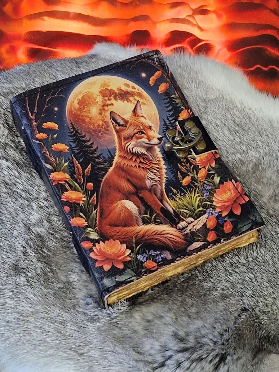 Leren Dagboek met Vos en vintage sluiting - Leren Schrijfboek met Vos en vintage sluiting - Leren Journal met Vos en vintage sluiting - Leren Dagboek met Vos en vintage sluiting - Leather Journal with Fox and Vintage closure - (lxbxw) ca. 18cm x 13cm