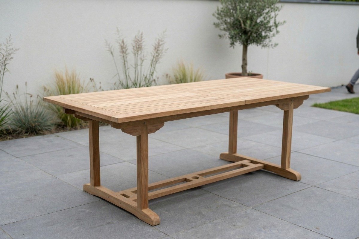 Uitschuifbare Tuintafel FSC® Teak 180-240 x 100 cm | Met Parasolgat
