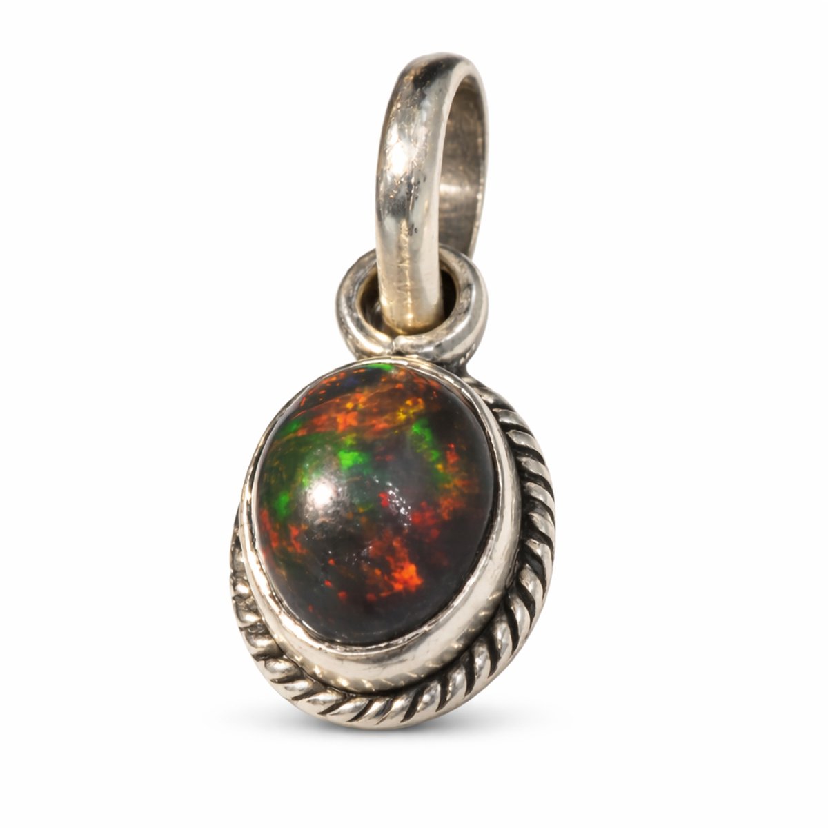 925 Sterling Zilveren Hanger met Natuurlijke Ethiopische Zwarte Opaal – Inclusief Certificaat – Luxe Edelsteen Sieraad voor Dames